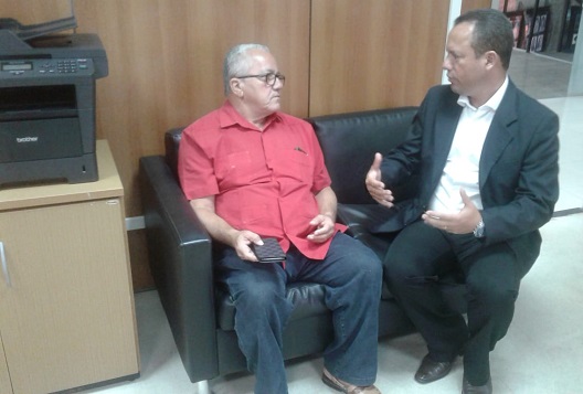 Josias Gomes Ouve As Reivindicações Do Ex-prefeito Do Município De Guaratinga
