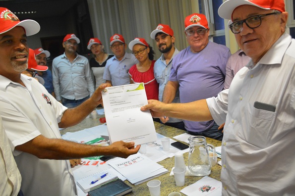 Josias Gomes Recebe Na SDR A Pauta De Reivindicações Dos Agricultores Familiares Ligados à Fetraf
