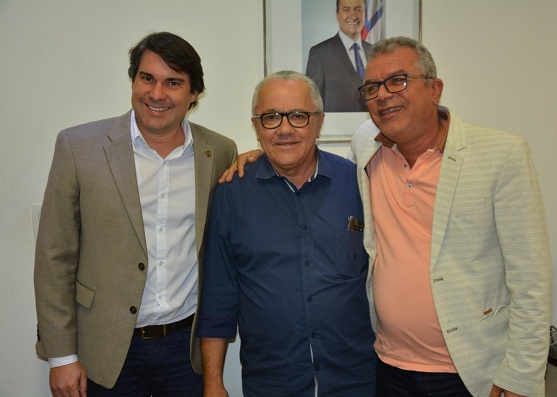 Prefeito De Biritinga Se Reúne Com O Secretário Josias Gomes