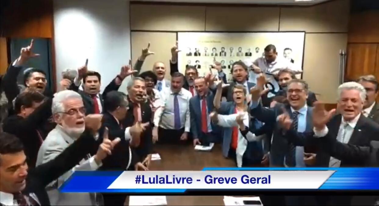 PT Da Câmara Na Luta Por Lula Livre!