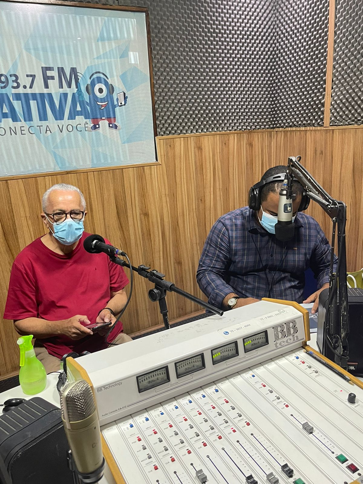 Entrevista De Josias Gomes à Rádio 93.7 FM Interativa De Itabuna
