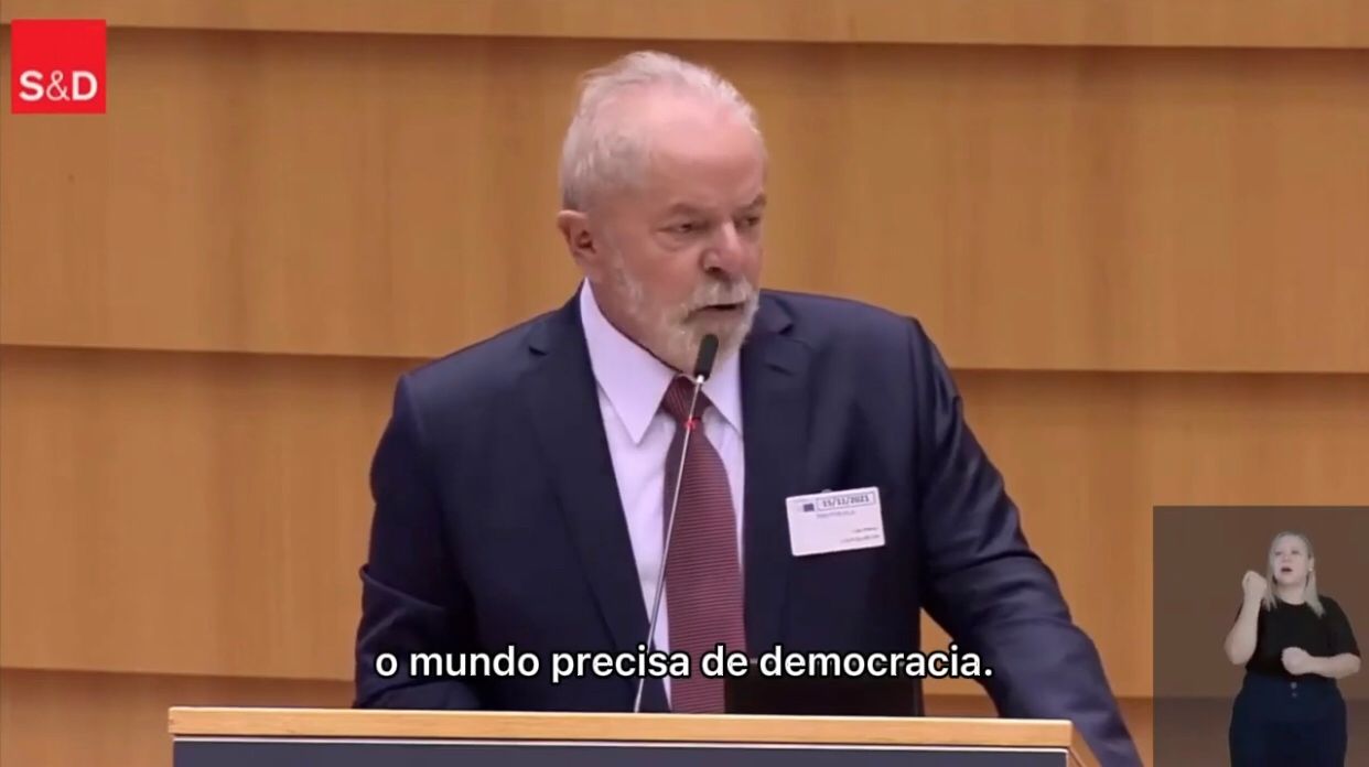 Viva Lula, Cidadão Do Mundo!