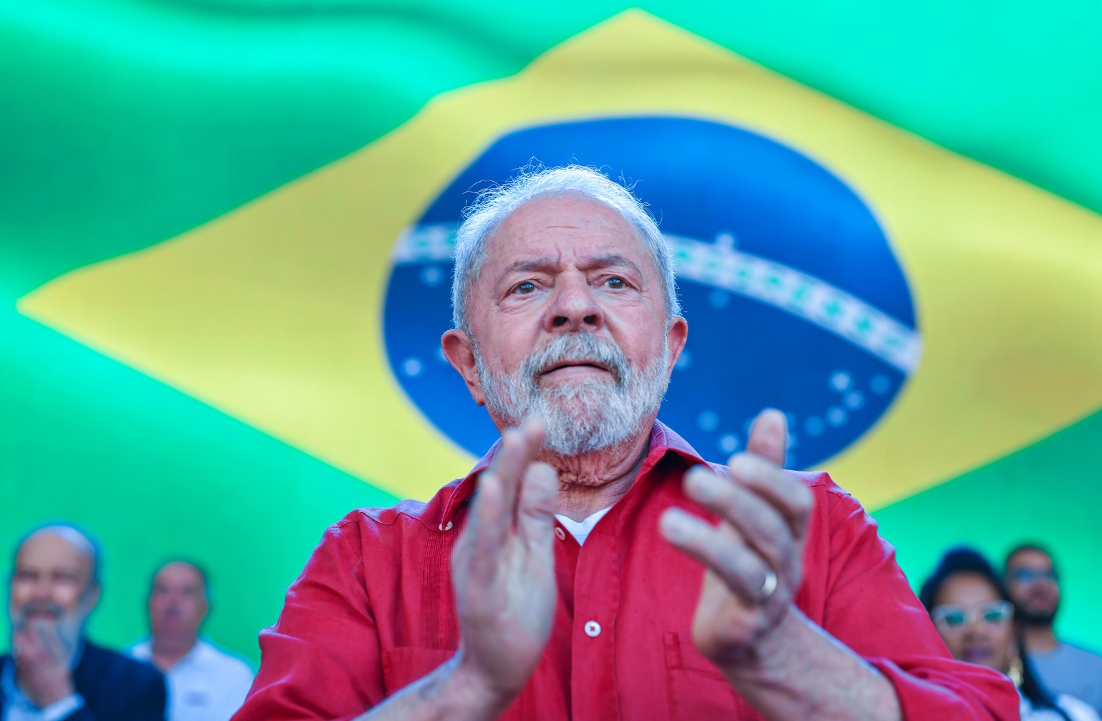 A Recuperação Da Saúde Do Presidente é Excelente. Lula Neles!