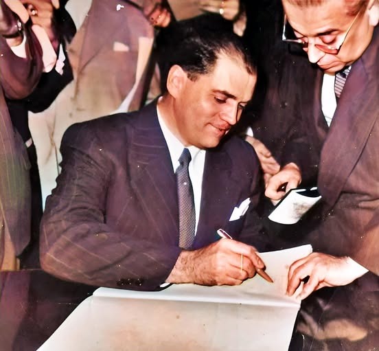 Personalidades Históricas Da Bahia: Lauro De Freitas
